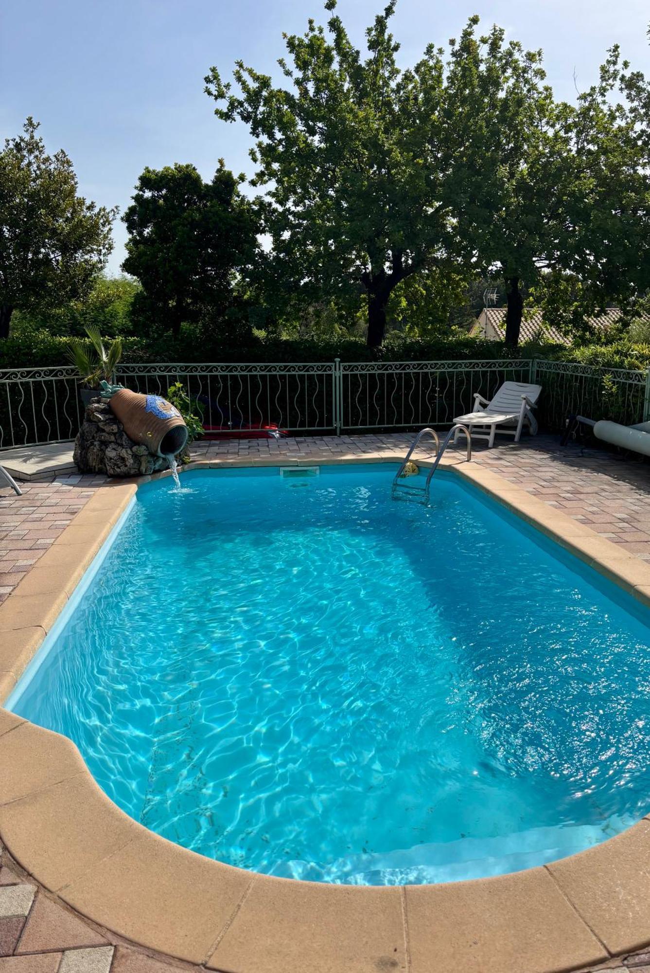 La Cigaliere 1 Charmant T1 Bis Avec Terrasse Dans Villa Sollies-Ville エクステリア 写真
